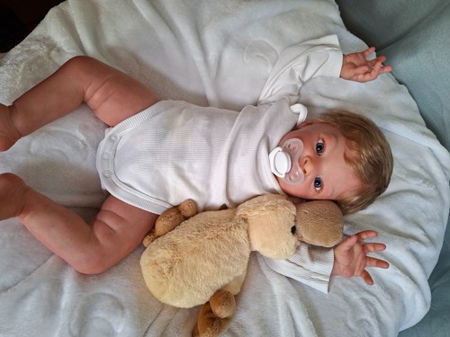 Reborn anthony von laura - reborn,