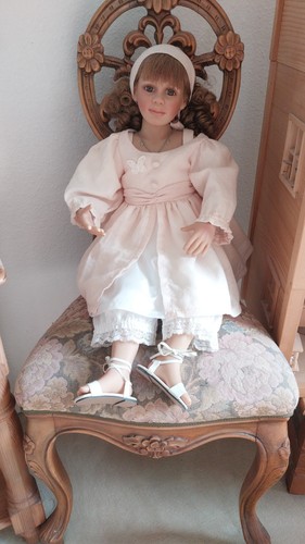 Künstlerpuppe mara von - 2,